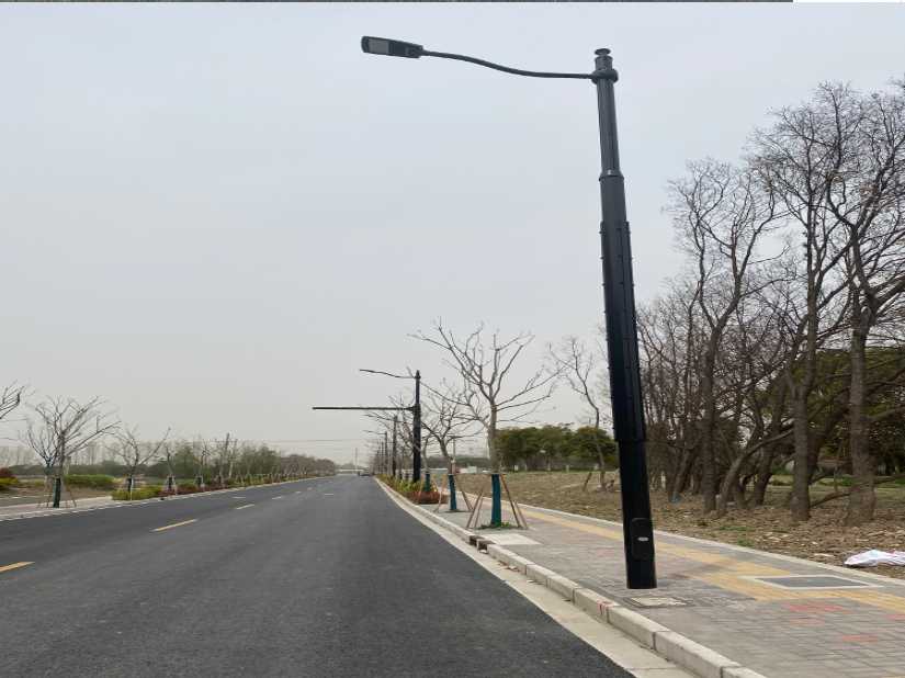 玛纳斯县上海综合杆 太阳能路灯工程